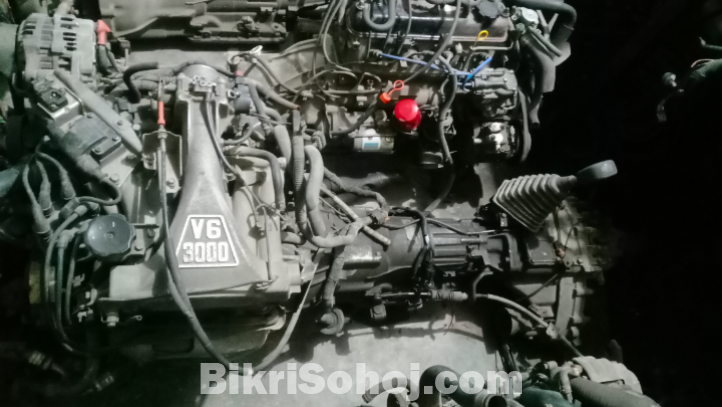 Mitshubishi pajero v6 engine manual transmission 4WD